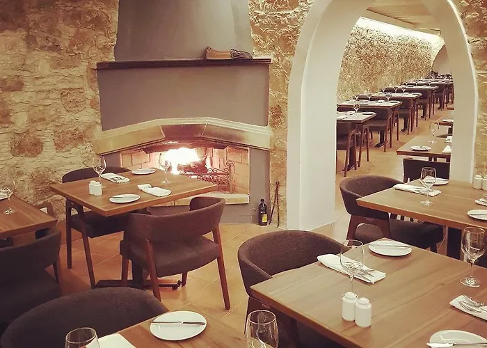 The Bunch Of Grapes 2*