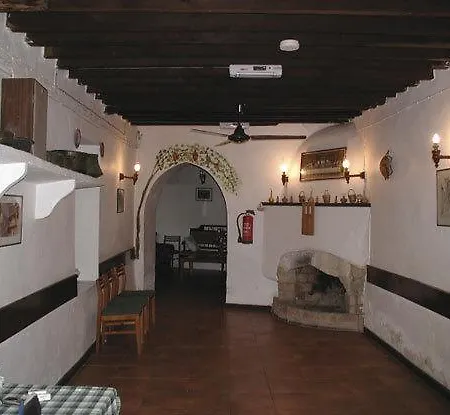 イン The Bunch Of Grapes 2*